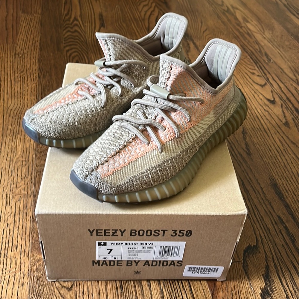 Yeezy Boost 350 V2 - FZ5240